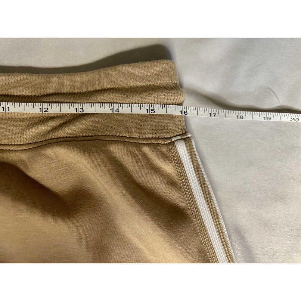 Spalding Women's Elastic Waist Side Pockets Relaxed Fit Skort Size Medium Beige - Picture 8 of 9